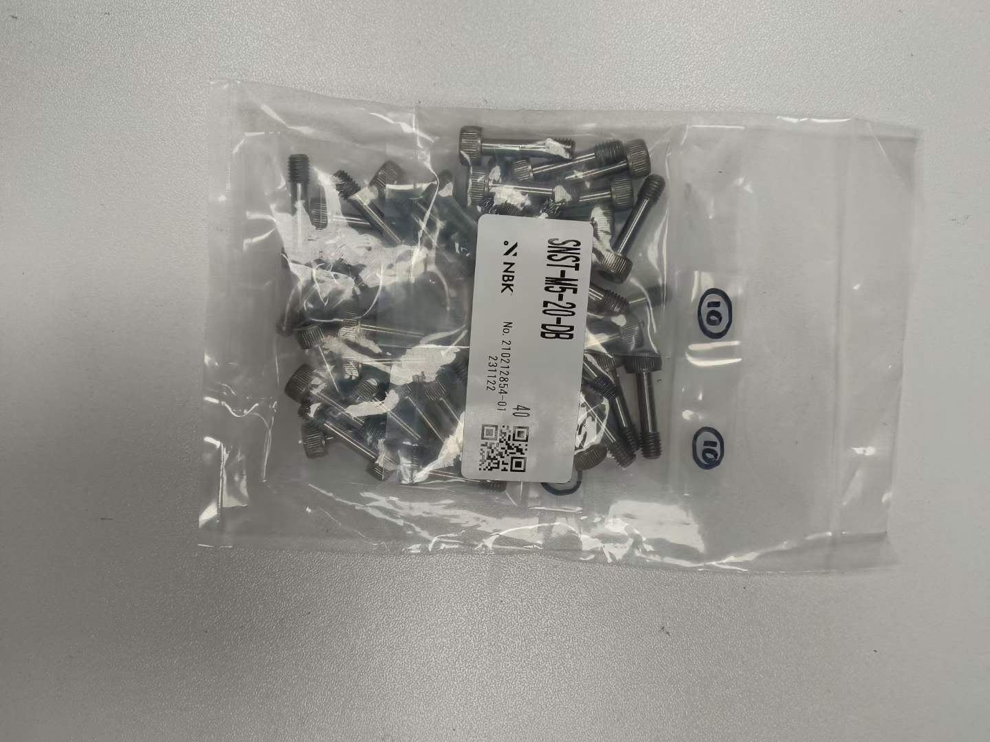 电商MRO供应链今日到货推荐日本NBK锅屋SNST-M5-20-DB止动螺栓用于机械工程