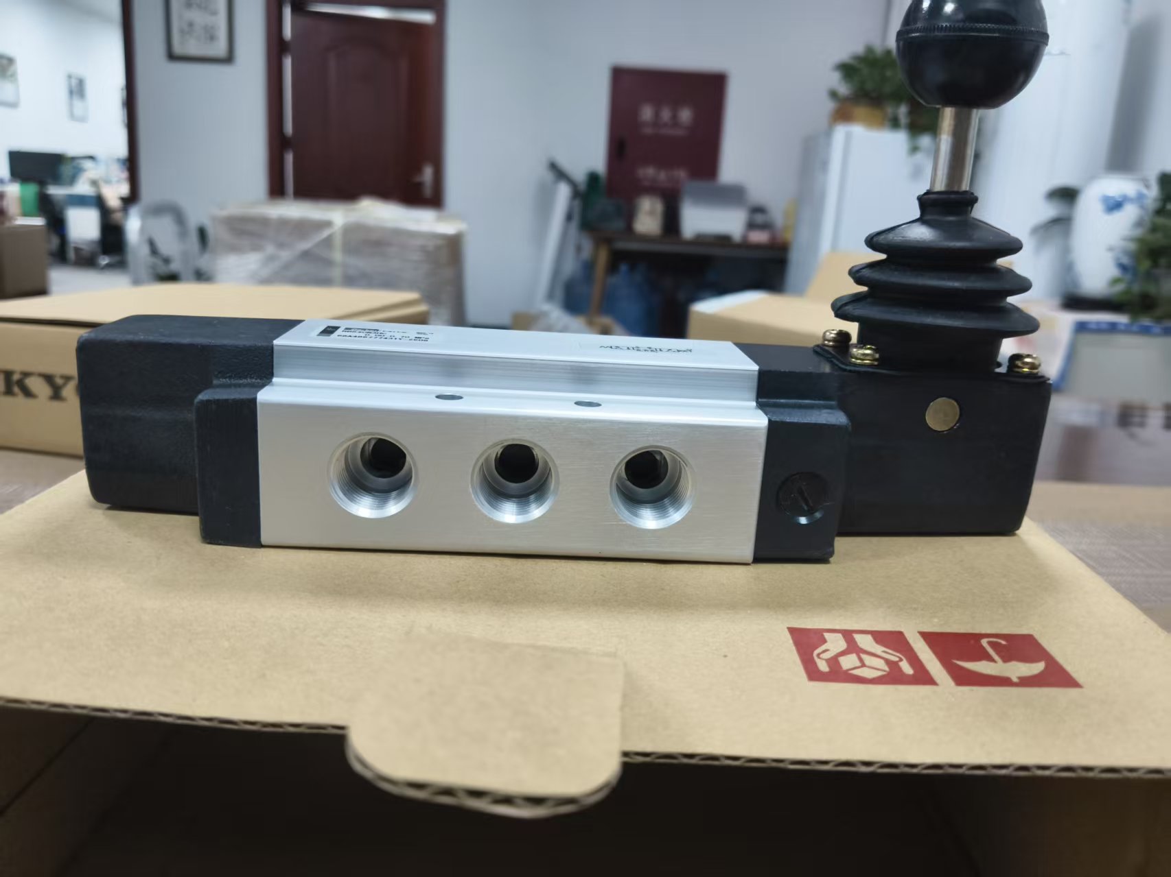 电商MRO供应链日本TAIYO(日本制)太阳铁电磁阀RB54CN3HC