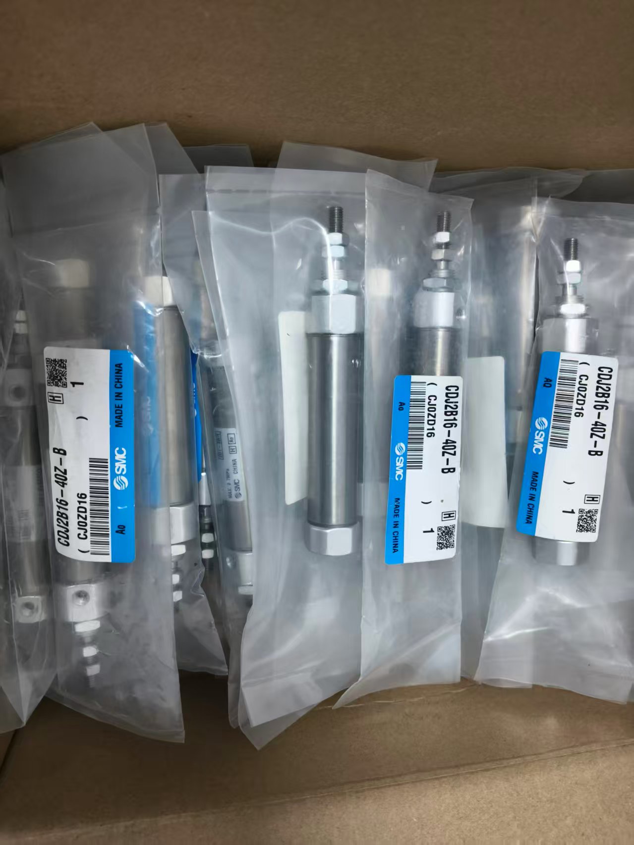 电商MRO供应链日本SMC 气缸 CDJ2B16-40Z-B