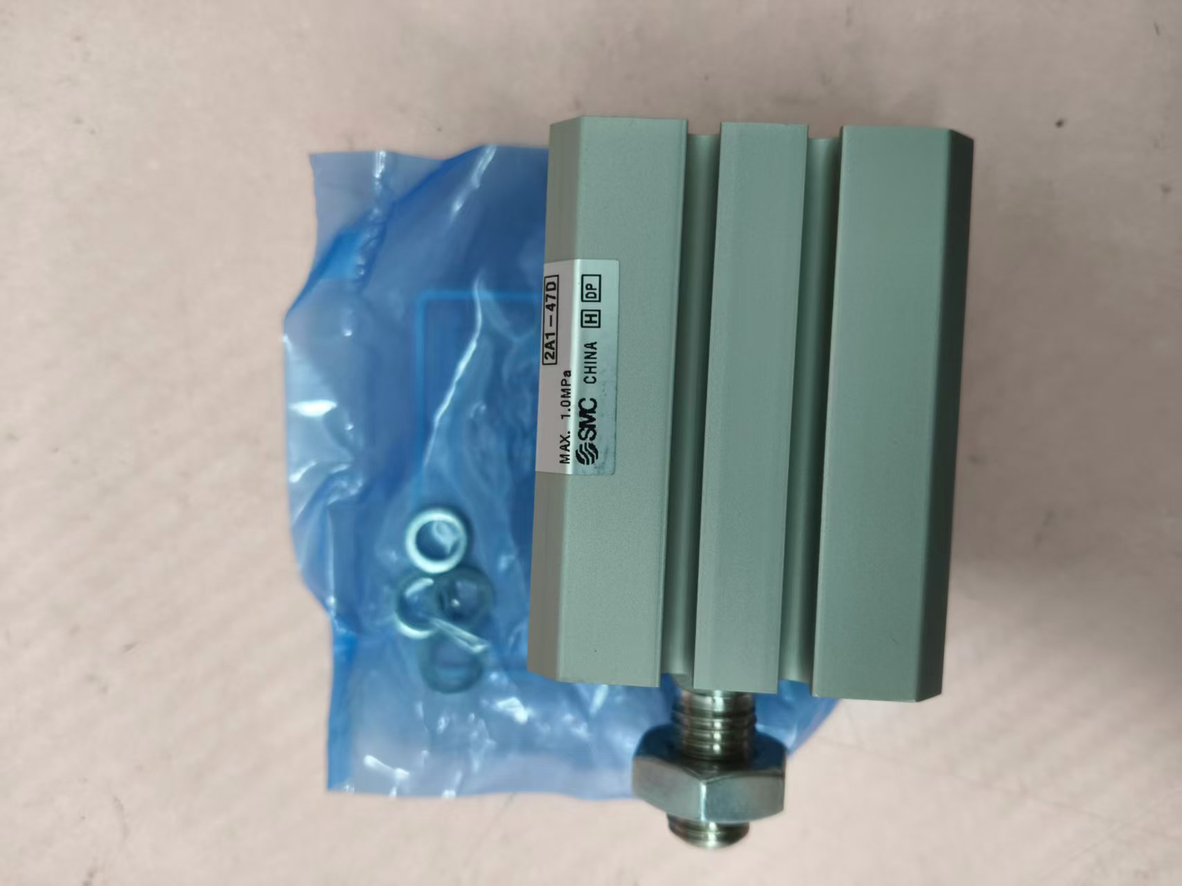 电商MRO供应链日本SMC 气缸 CDQSB25-20DCM