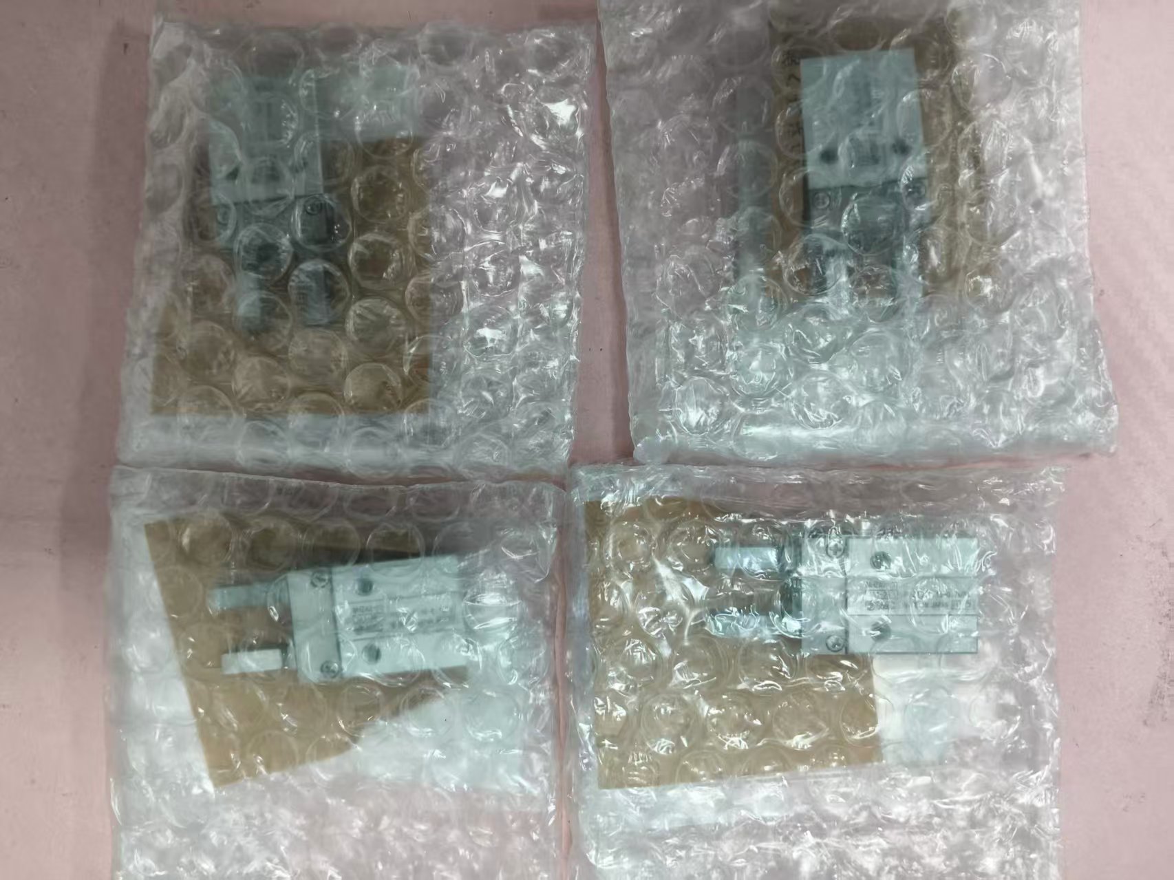 电商MRO供应链日本SMC气缸  MHZA2-6D