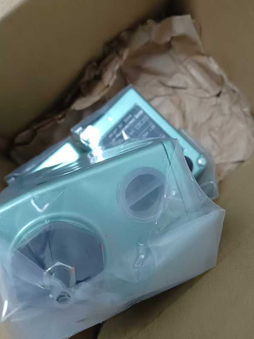 电商MRO供应链日本SR ENGINEERING压力开关EF21-12.7F-A1