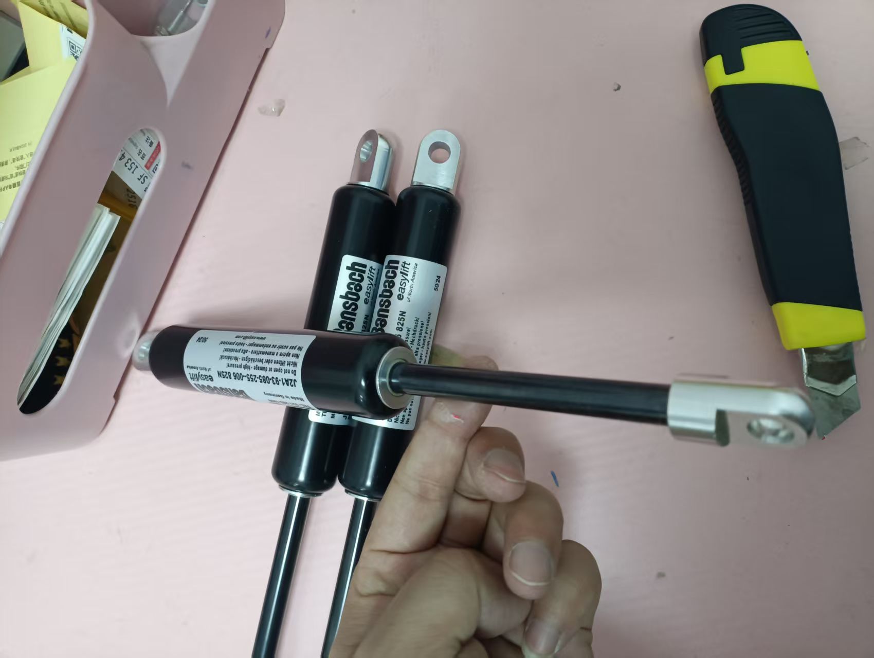 电商MRO供应链德国Bansbach 氮气弹簧J2A1-93-085-255-006 825N