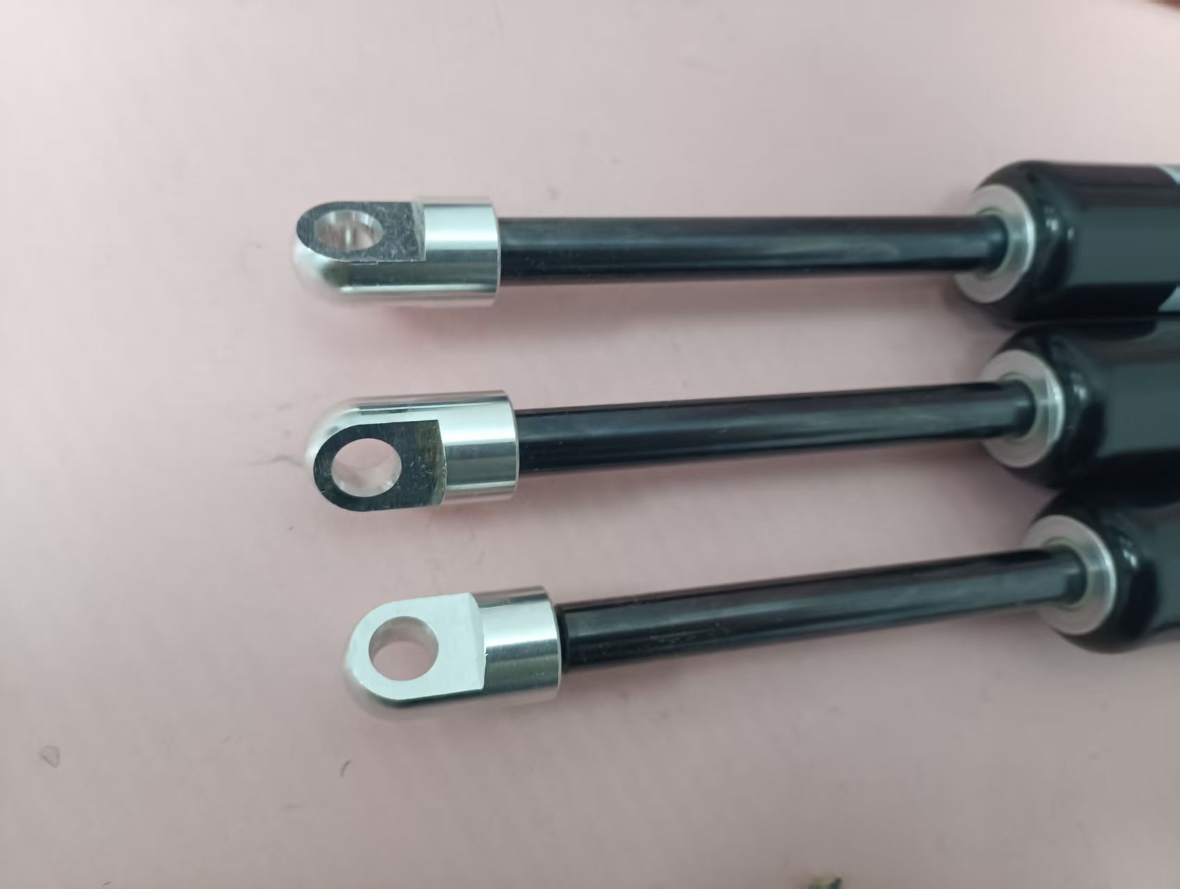 电商MRO供应链德国Bansbach 氮气弹簧J2A1-93-085-255-006 825N