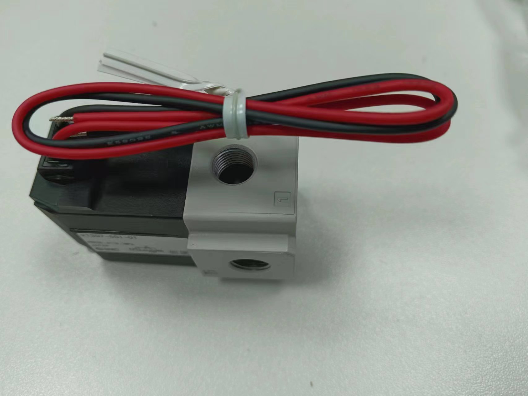电商MRO供应链日本SMC电磁阀VT307-5G1-01
