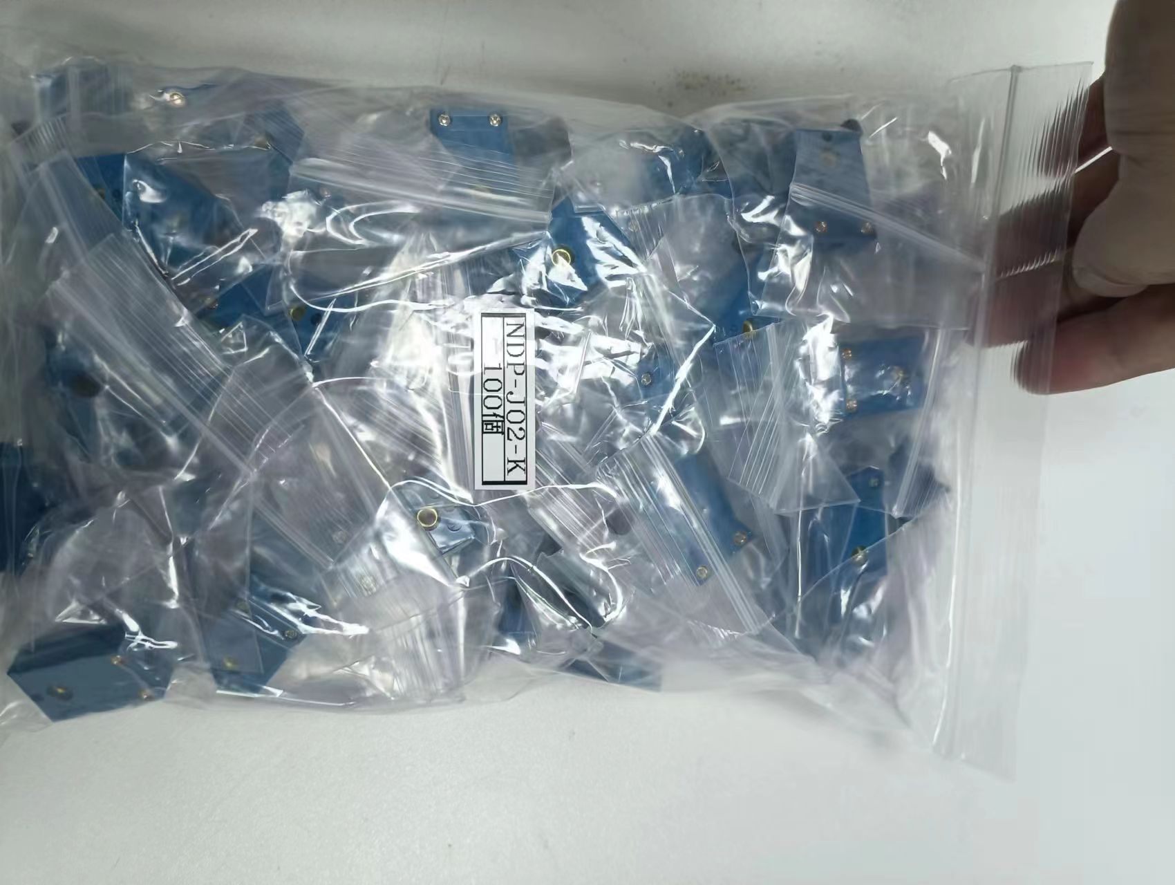 电商MRO供应链日本TWINTOR二宫插头NDP-P02-K（蓝色）