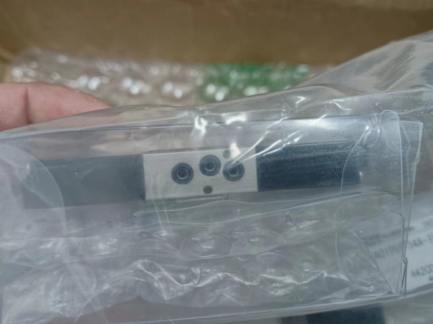 电商MRO供应链日本KURODA黑田精工电磁阀VA01PEP34A-1U1