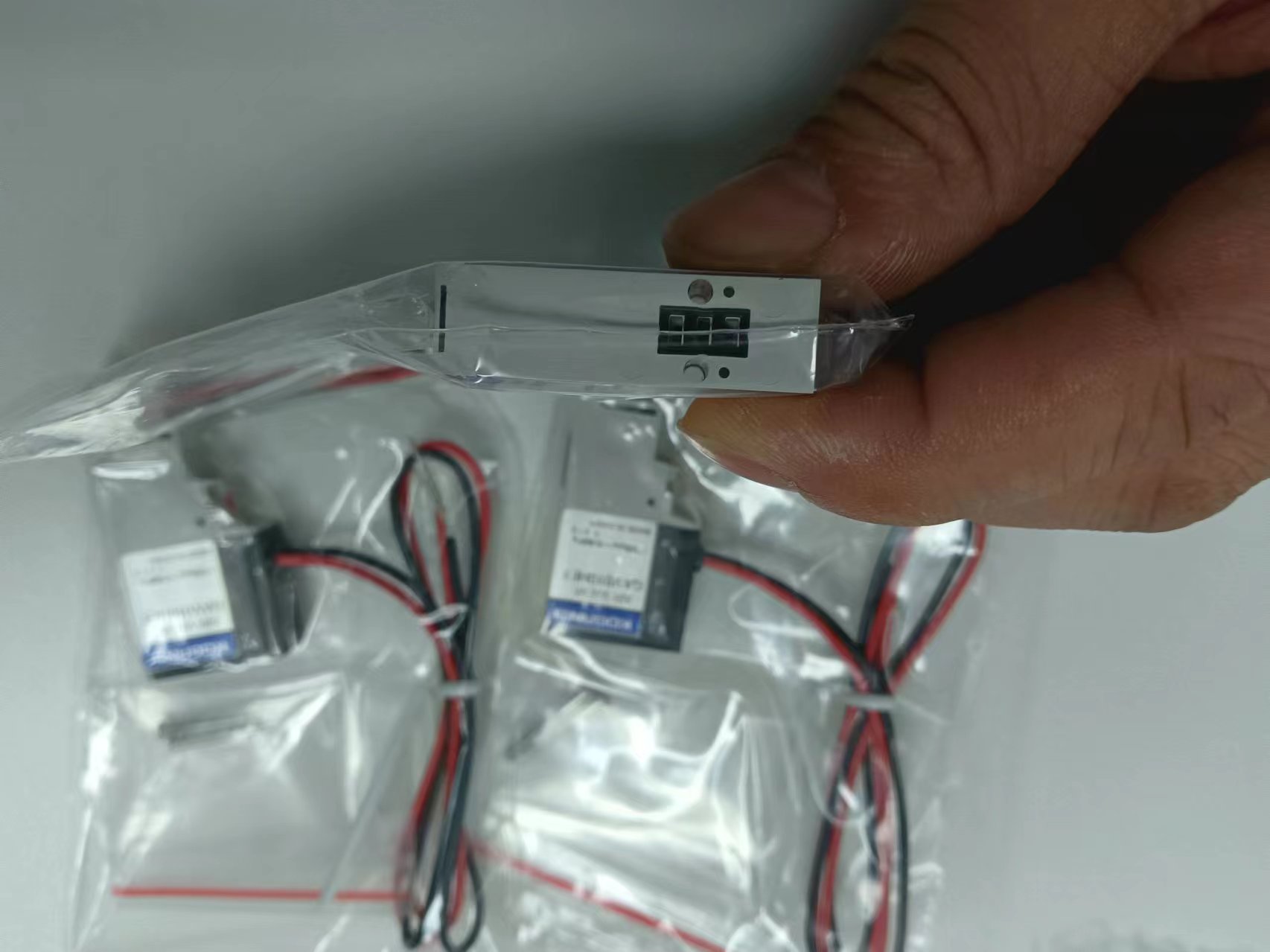 电商MRO供应链日本KOGANEI小金井电磁阀GA010HE1