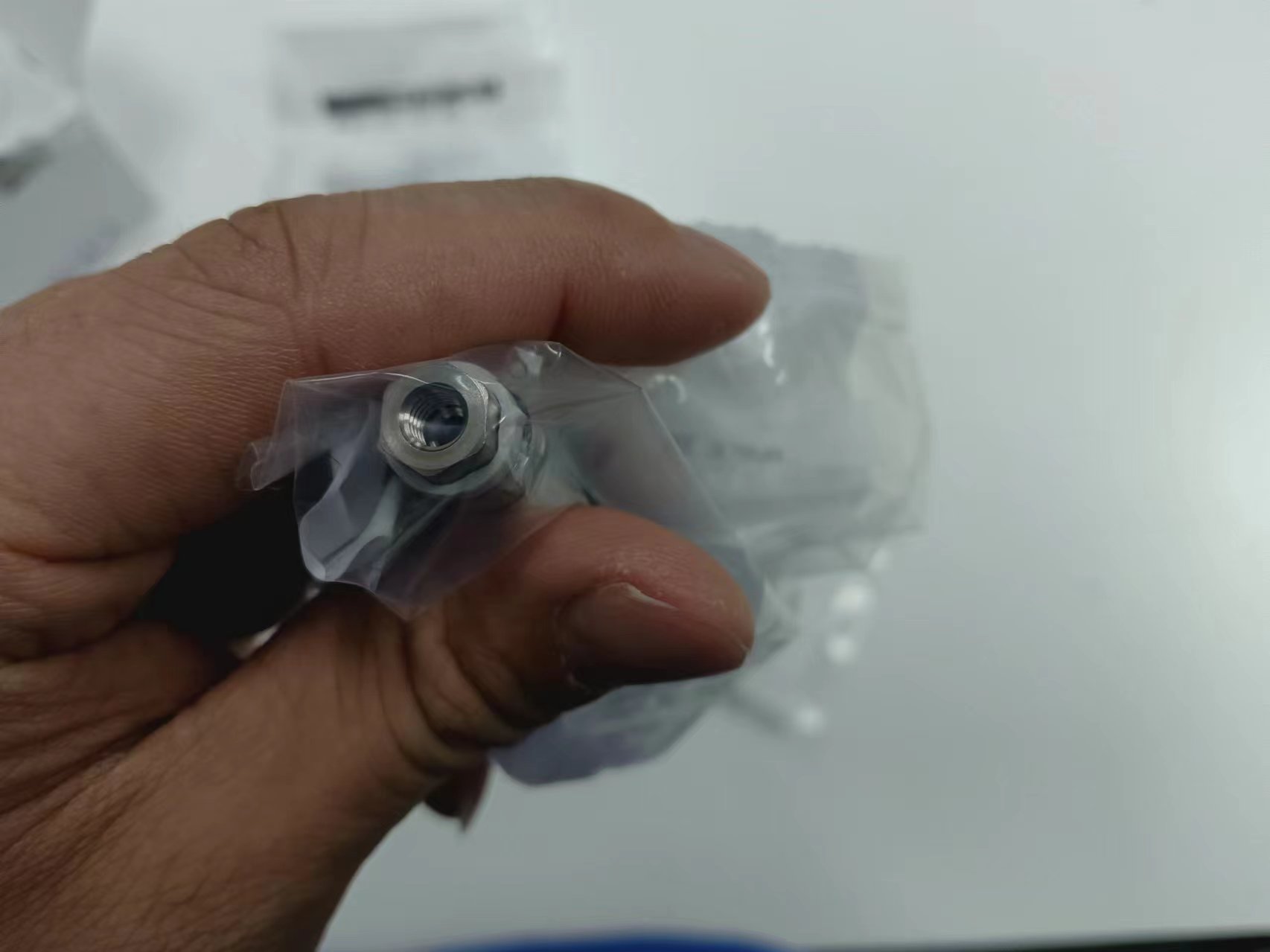 电商MRO供应链日本匹士克PISCO小型活接头式真空过滤器VFU1-55-15P-NH