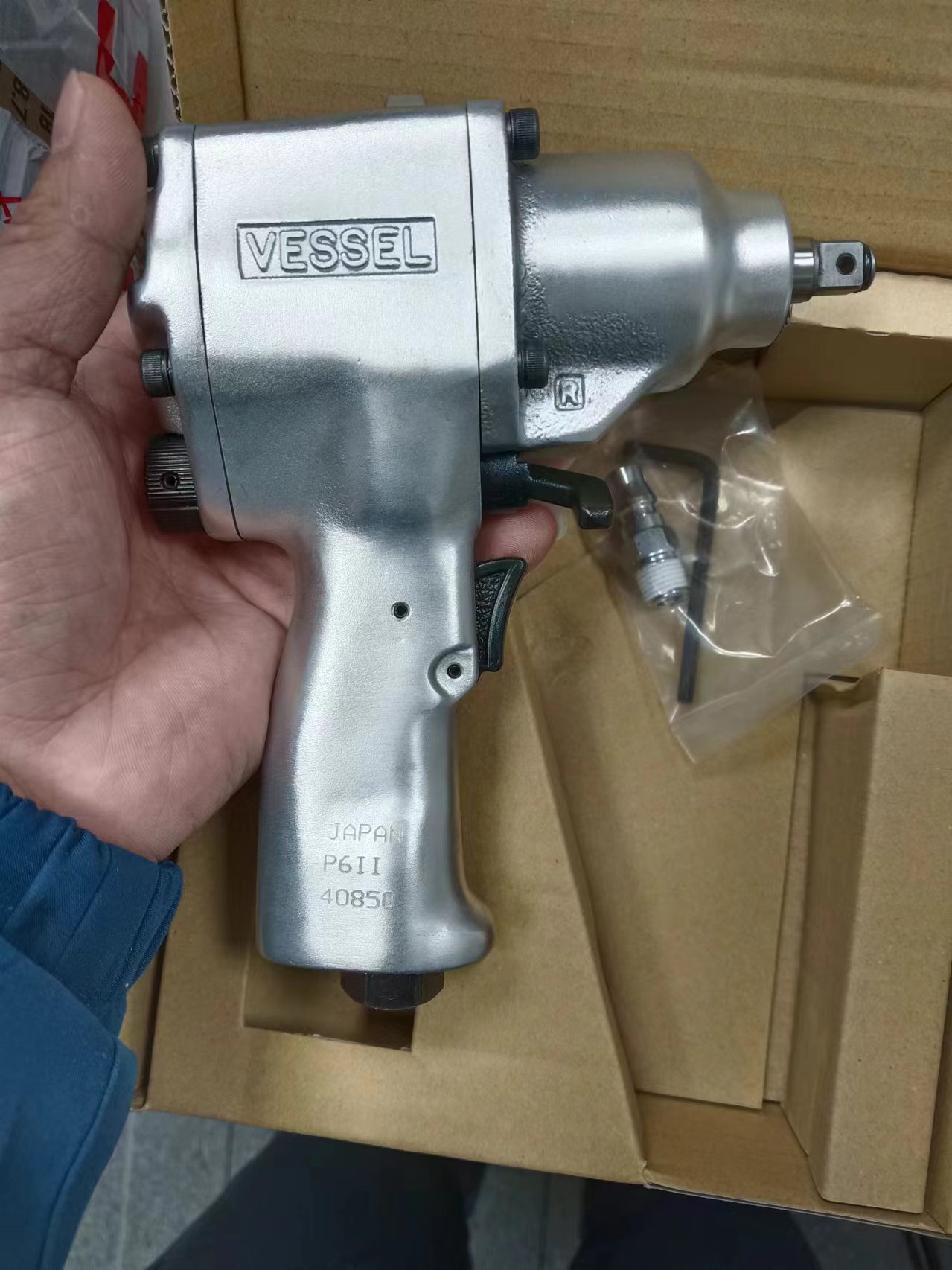 电商MRO供应链日本VESSEL威威 气动冲击扳手GT-P6T