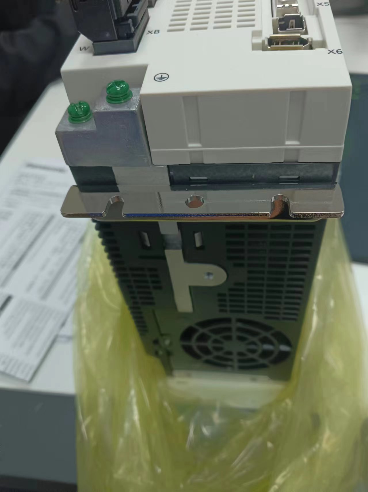 电商MRO供应链日本松下12A总线驱动器MEDLN83BL