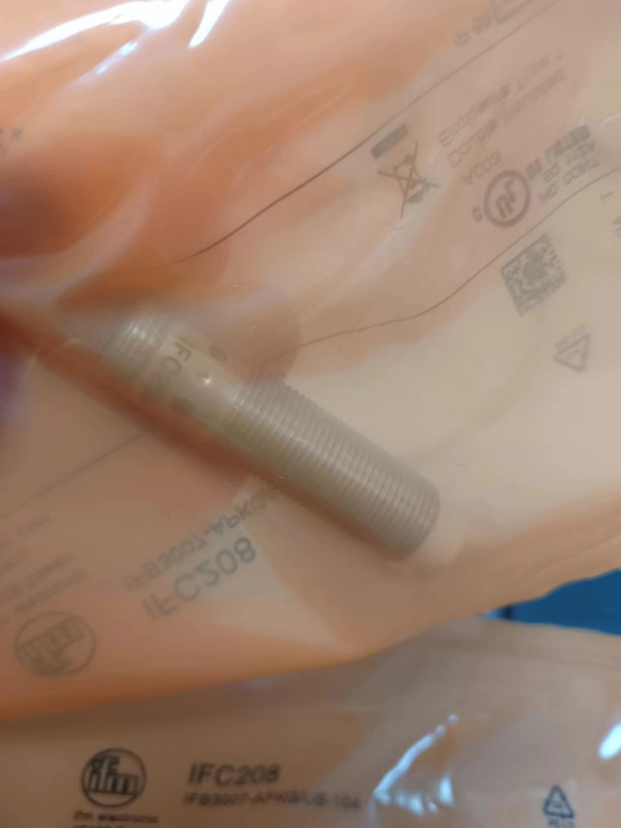 电商MRO供应链日本IFM易福门接近传感器IFC205