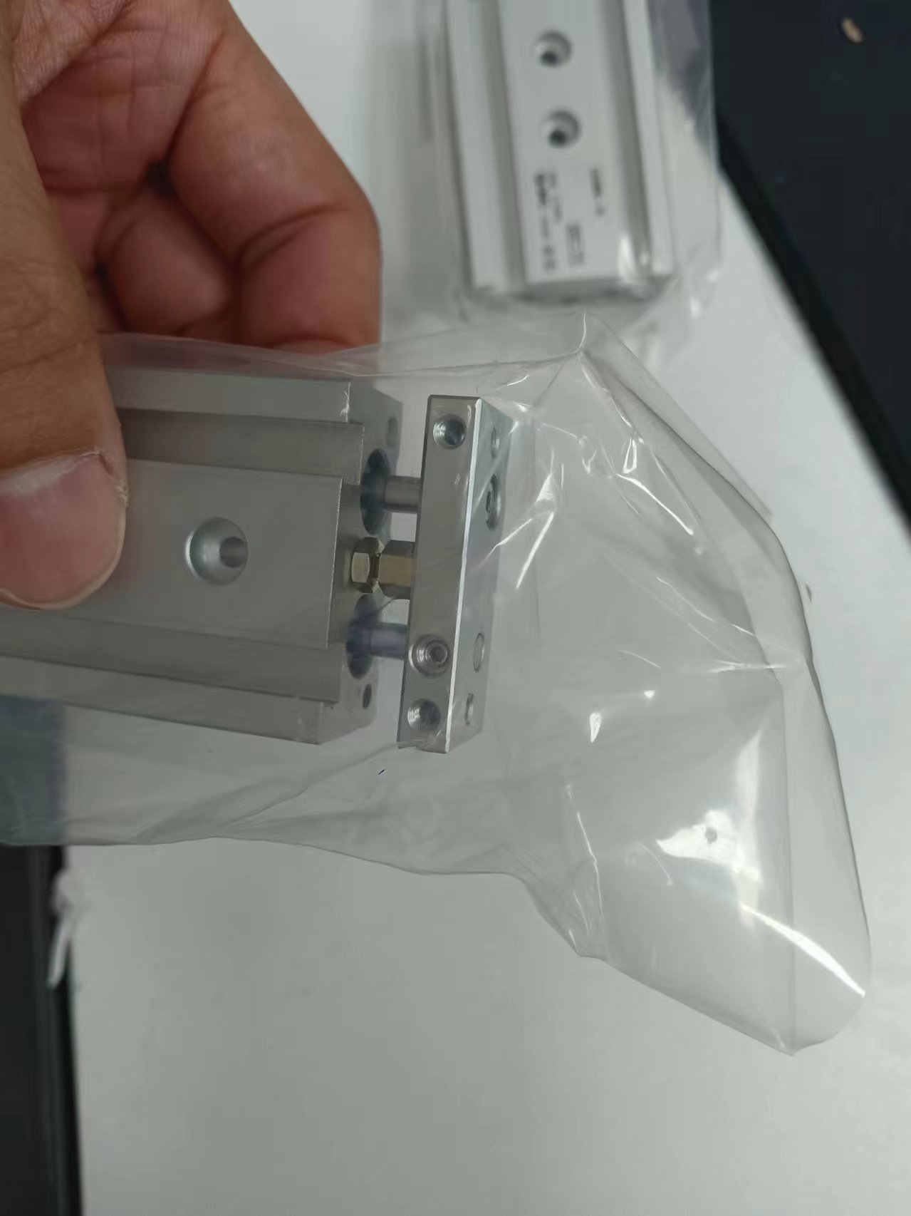 电商MRO供应链日本SMC带导杆气缸CXSM6-10