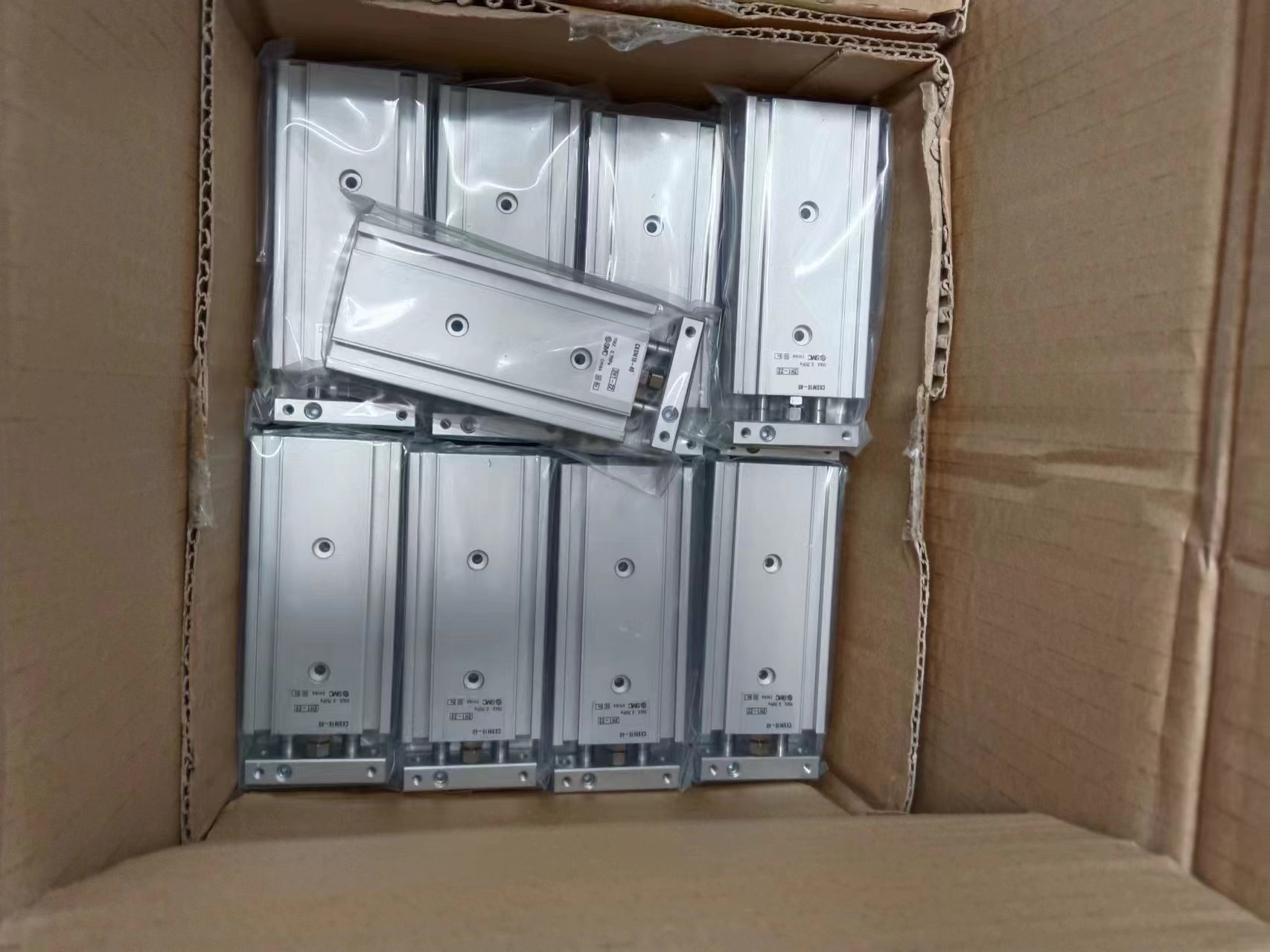 电商MRO供应链日本SMC带导杆气缸CXSM10-40