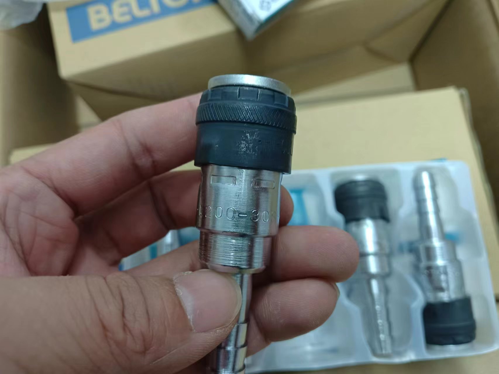 电商MRO供应链NITTO KOHKI日东工器 软管安装用 插塞锁扣快速接头 L200-30SH