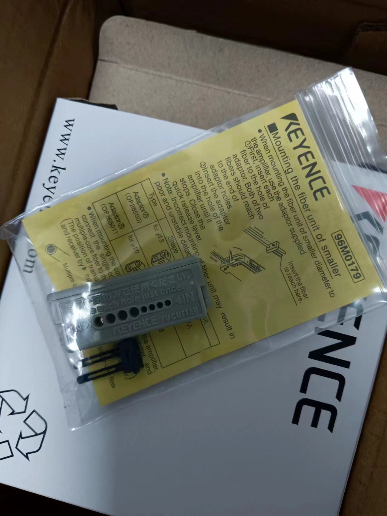 电商MRO供应链日本KEYENCE基恩士光纤单元反射型 FU-35FA