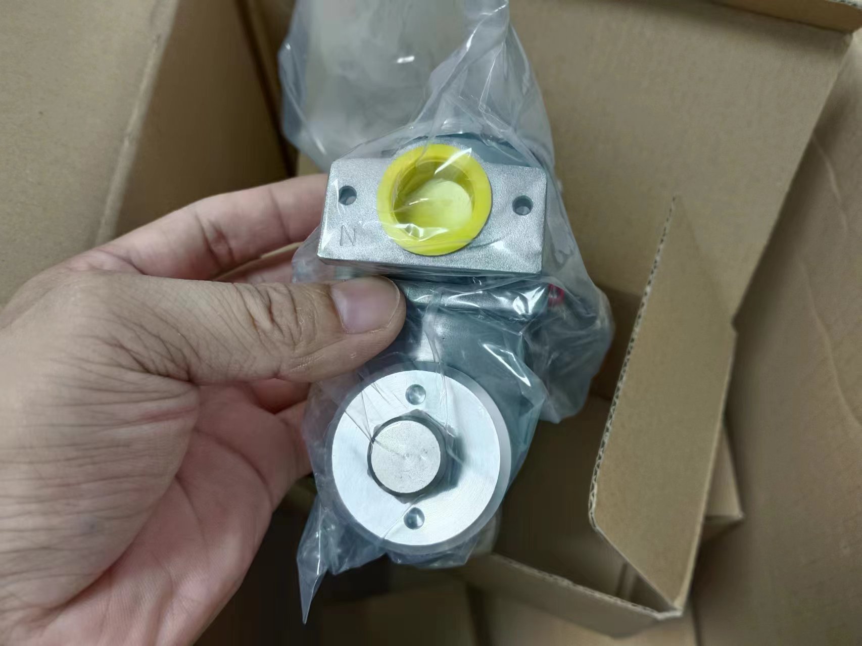 电商MRO供应链日本CKD防爆电磁阀4F310E-08-TP-AC110V-CN