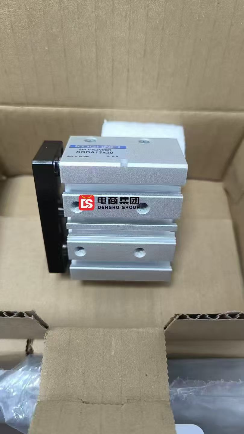 日本 KOGANEI 小金井 SGDA12×20 带导杆气缸