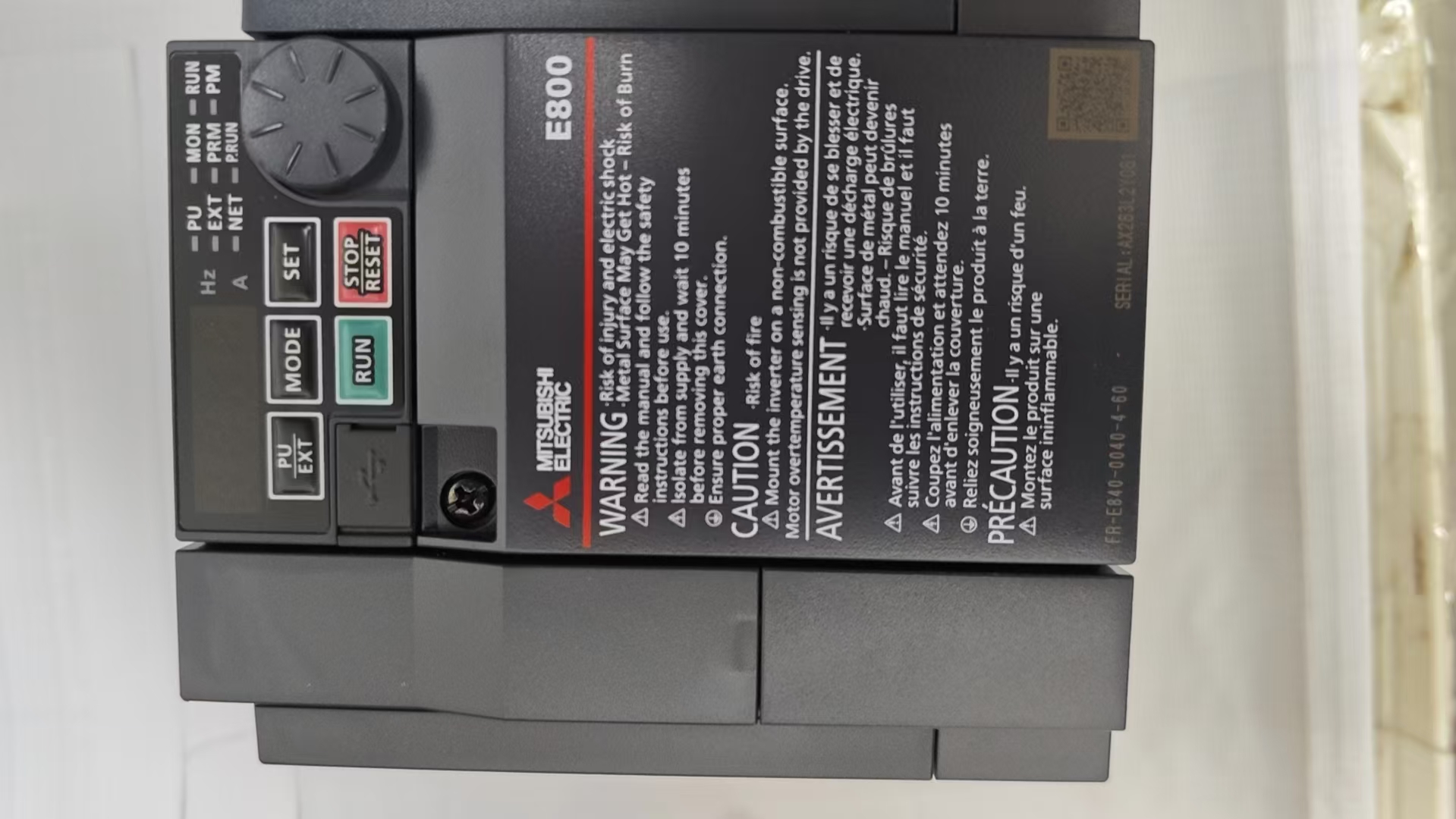 Mitsubishi FR-E840-0040-4-60 三相通用变频调速器