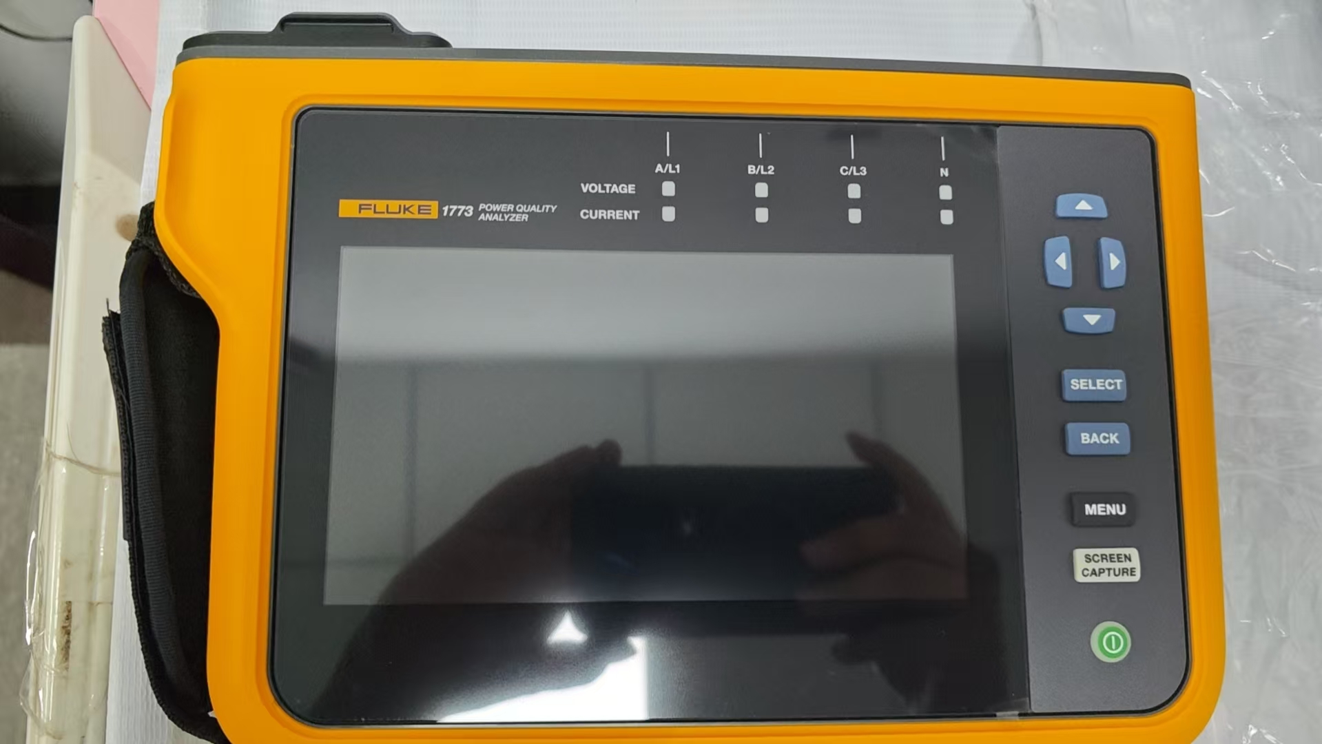 设备莫名停机？FLUKE 1773 电能质量记录仪快速锁定电气隐患